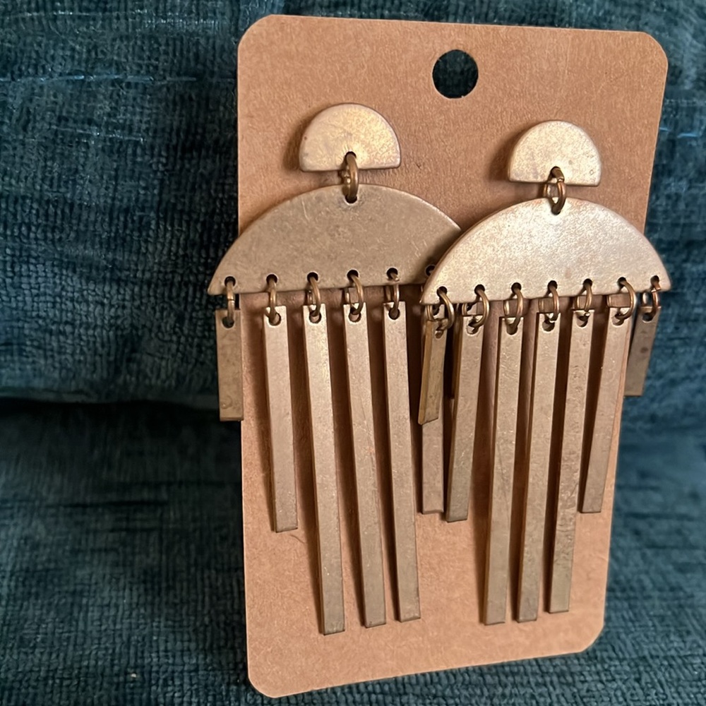 Vintage Gold tone Boho Earrings - Picture 3 of 7